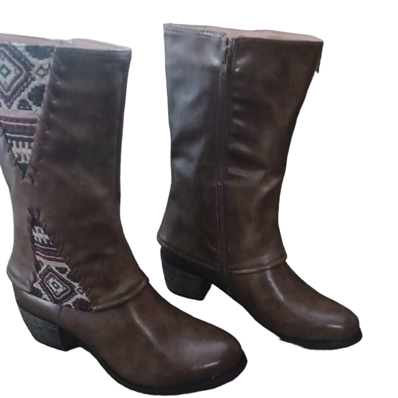 Patrizia brown leather southwestern flair boots  size 40 NWT - Picture 6 of 13